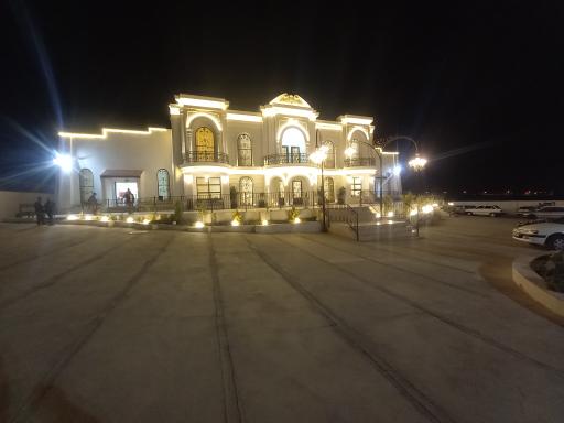 عکس باغ تالار بزرگ کوروش