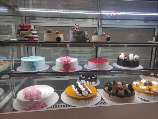 عکس شیرینی فروشی نخلک