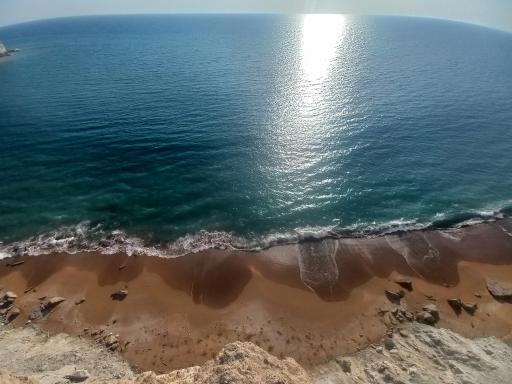 عکس ساحل بکر و زیبای بریس