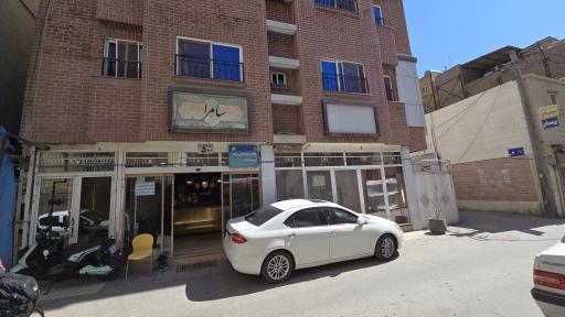 عکس مهمانپذیر لطفی زاده (سامرا)