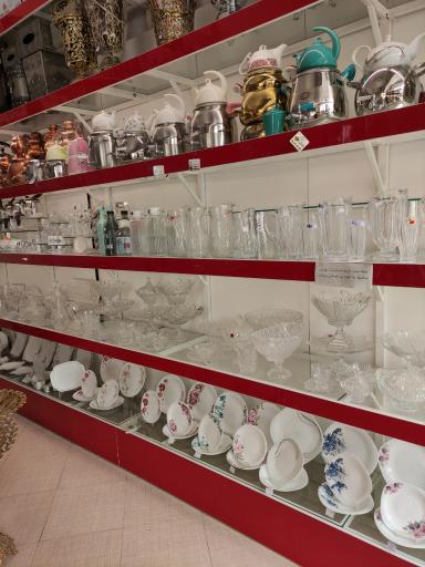 عکس فروشگاه آنتیک