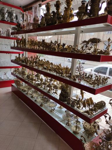 عکس فروشگاه آنتیک