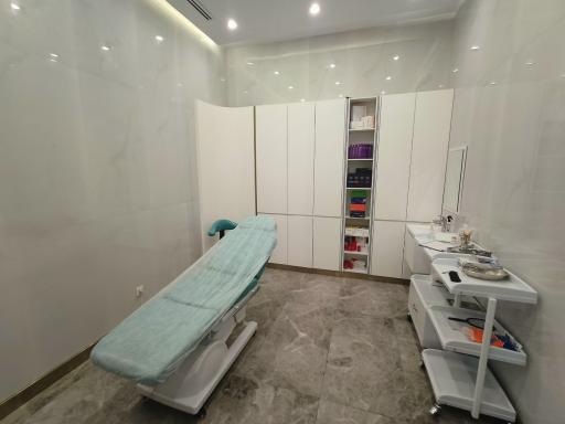 عکس کلینیک زیبایی الماس