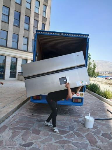 عکس باربری و حمل بار