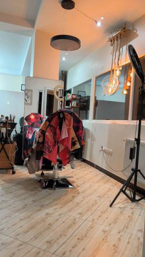 عکس آموزشگاه آرایشگری مردانه حسین محمدی