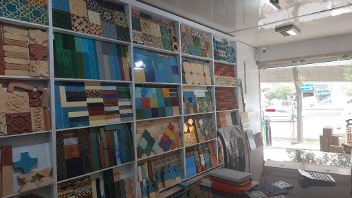 عکس آجر و کاشی آتوسام