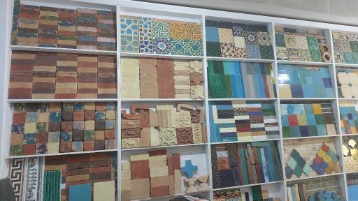 عکس آجر و کاشی آتوسام