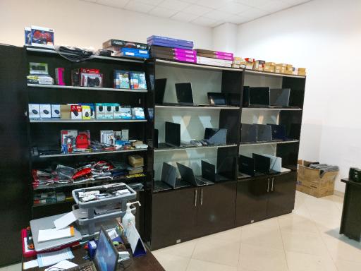 عکس بازرگانی تیک سبز 