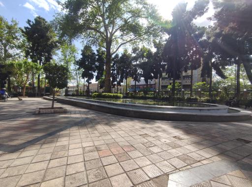 عکس بوستان شهریار عدل