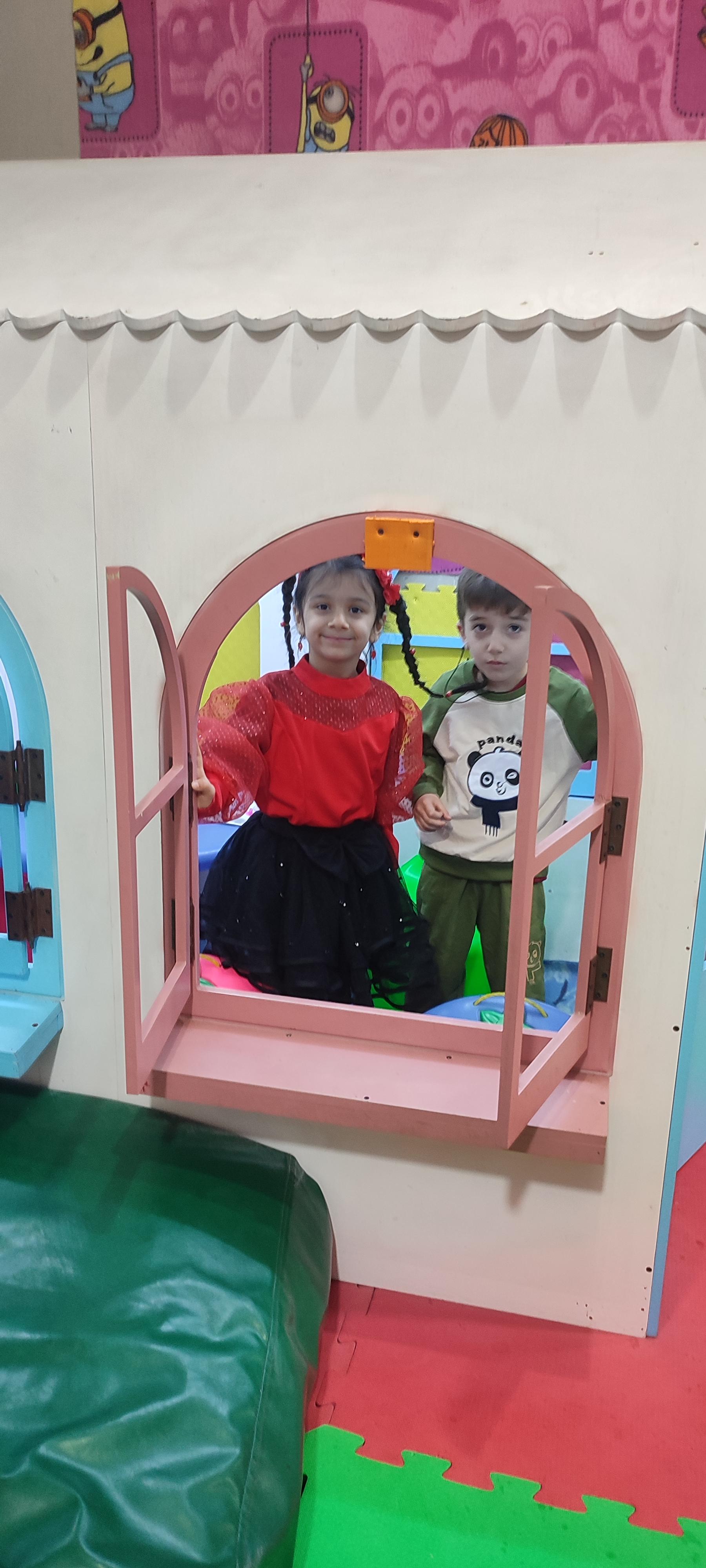 عکس شهربازی سرزمین جادویی