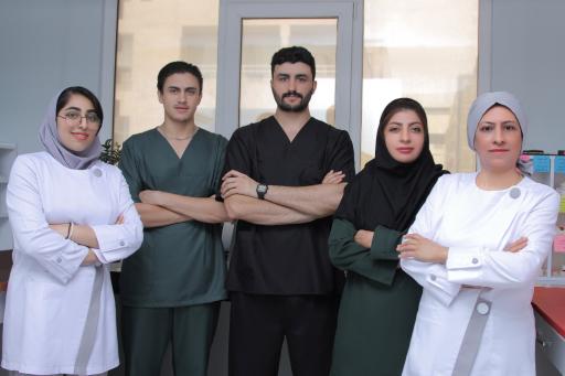 عکس کلینیک دندانسازی و دندانپزشکی روشنا