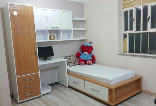 عکس کارگاه صنایع چوب و MDF شیرزادی