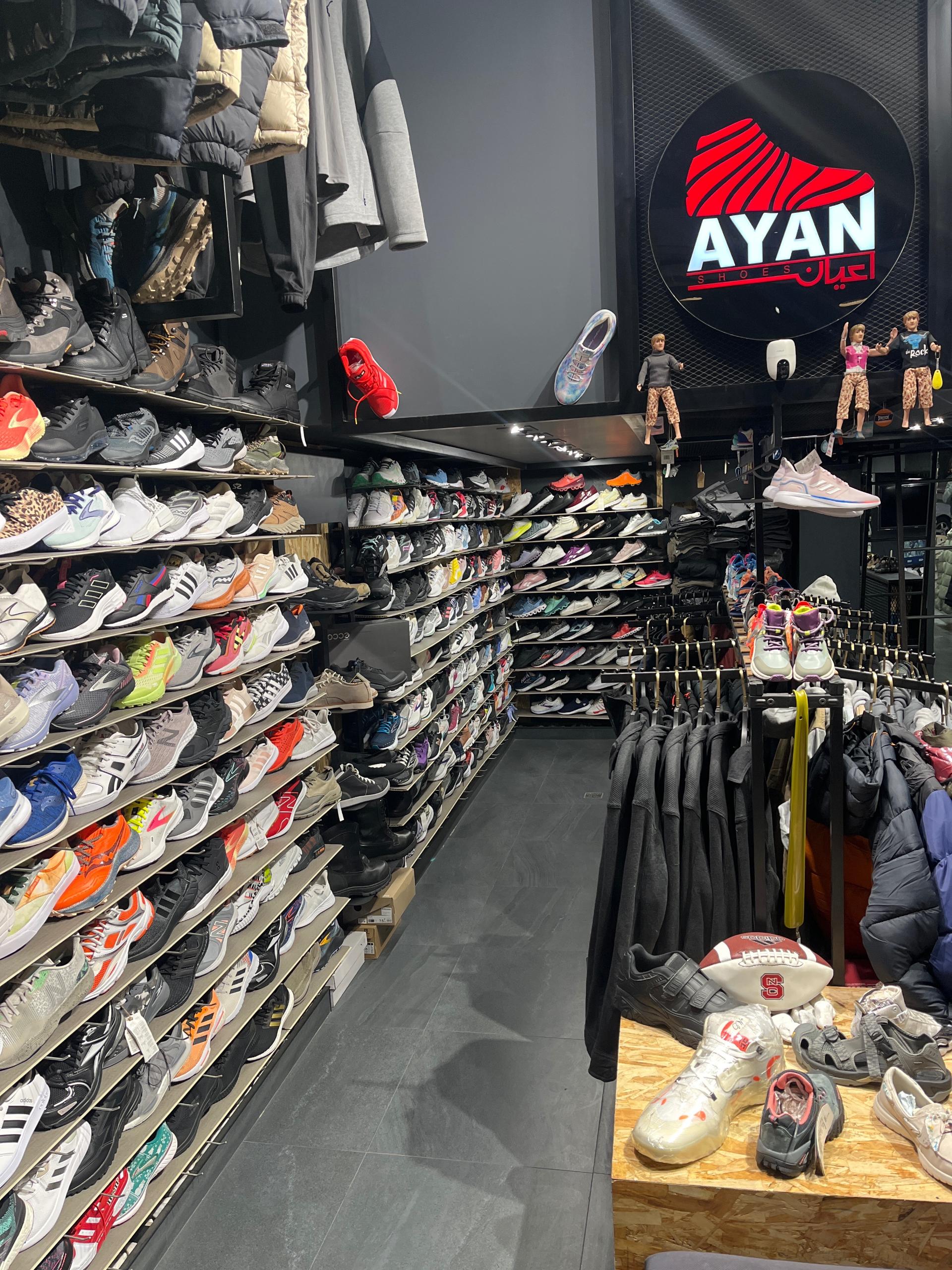 عکس کتونی اورجینال مارکدار اعیانشوز