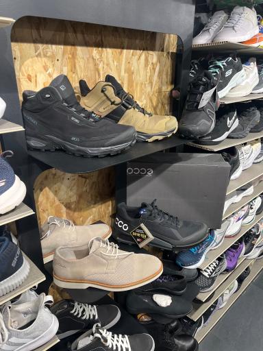 عکس کتونی اورجینال مارکدار اعیانشوز