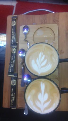 عکس کافه سفید برفی