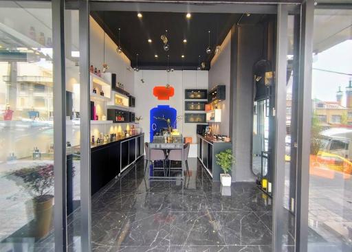 عکس عطر آپامه