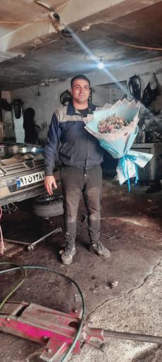 عکس تعمیرگاه اتومبیل برادران محمدی