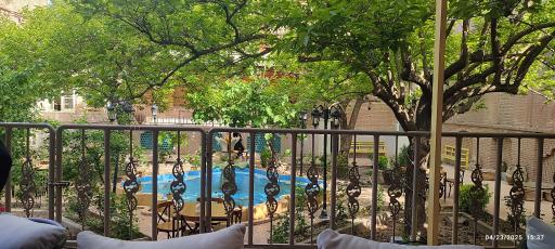 عمارت شیرخورشیدی 