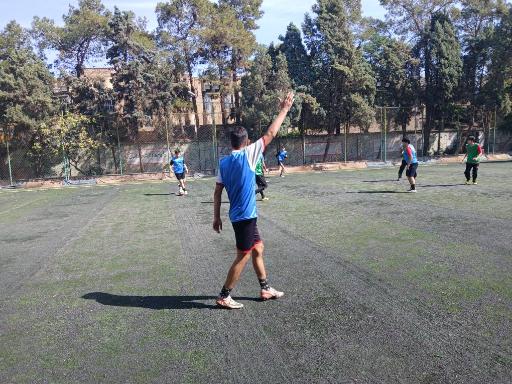 عکس زمین‌ چمن‌ مصنوعی