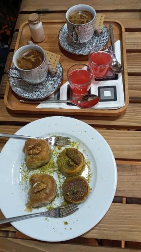 عکس باقلوا و کونفه شاهکار