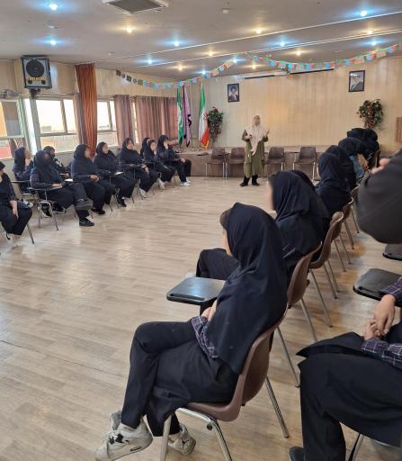 عکس دبیرستان غیرانتفاعی هدی