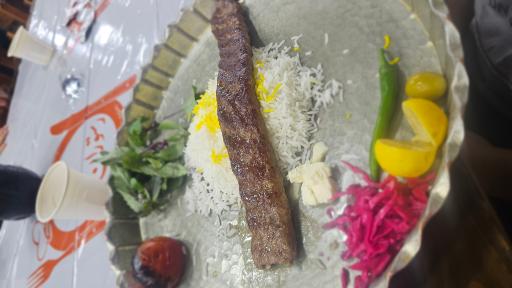 عکس چلوکبابی باختر شعبه ولیعصر رودکی