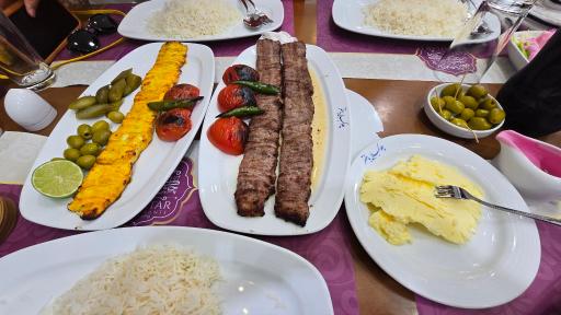 عکس چلوکبابی باختر شعبه ولیعصر رودکی