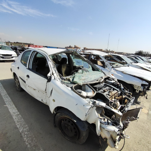 عکس پارکینگ مزایده امداد خودرو ایران