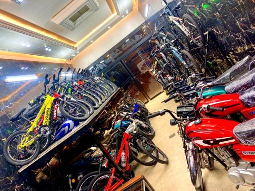 عکس نمایشگاه موتورسیکلت و دوچرخه دهری