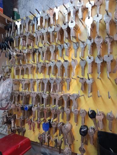 عکس قفل و کلید سازی شاه کلید