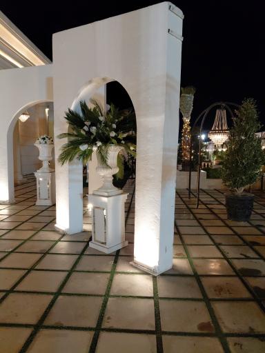 عکس عمارت رز