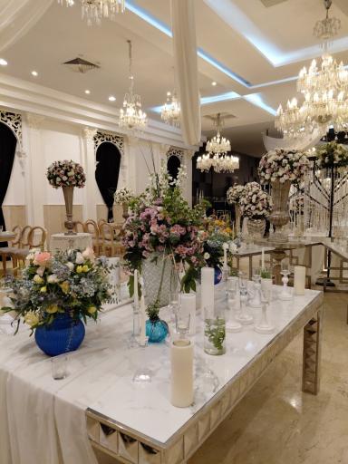 عکس عمارت رز