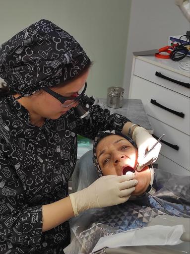 عکس دندانپزشکی دکتر فائزه گلمکانی