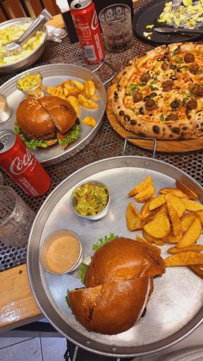 عکس فست فود راینو