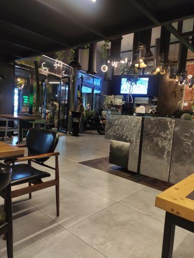 عکس فست فود راینو