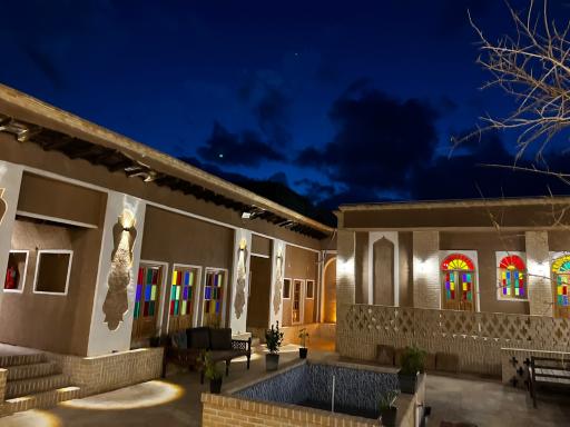 عکس اقامتگاه سنتی عمارت امینی