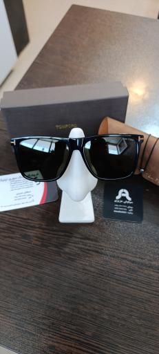 عکس عینک فروشی سوری (عمده و خرده)