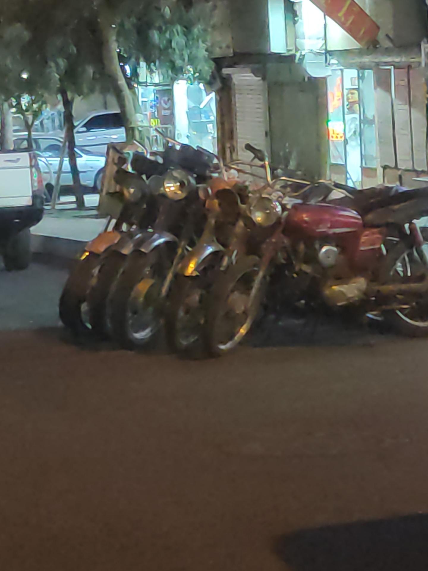 عکس لوازم استوک موتور ایژ و هندا