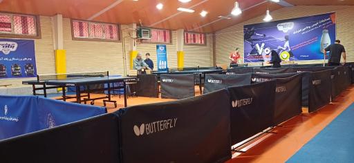 عکس سالن پینگ پنگ تختی تنیس روی میز