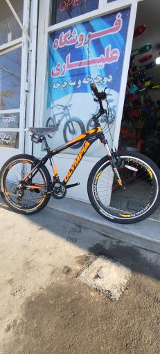 عکس تعمیرگاه دوچرخه علیاری
