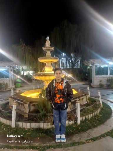 عکس باغ رستوران نارسیس