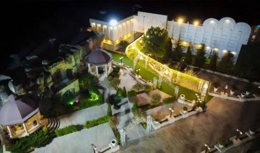 عکس تالار آدرینا