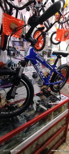 عکس تعمیرگاه دوچرخه علیاری