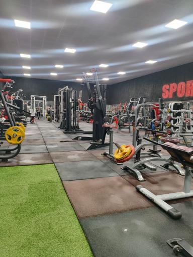 عکس باشگاه بدنسازی آزادی