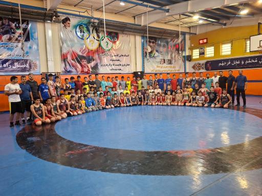 عکس مجموعه ورزشی فرهنگی شاهد شهرداری همدان