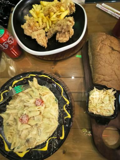 عکس فست‌ فود مهتا 1