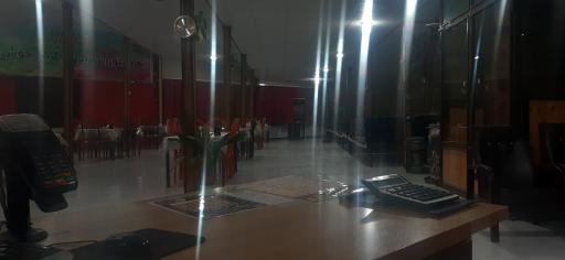 عکس رستوران برادران کریم