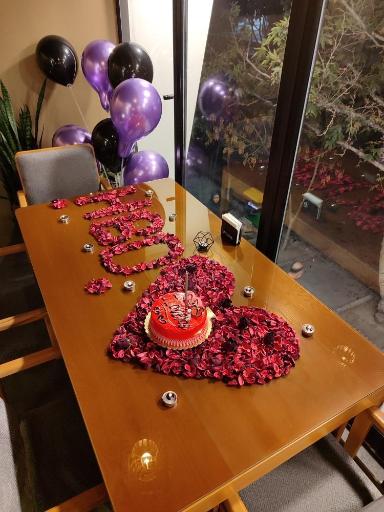 عکس کافه اَبرا