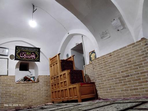 عکس مسجد تاریخی ناروندی چرمهین