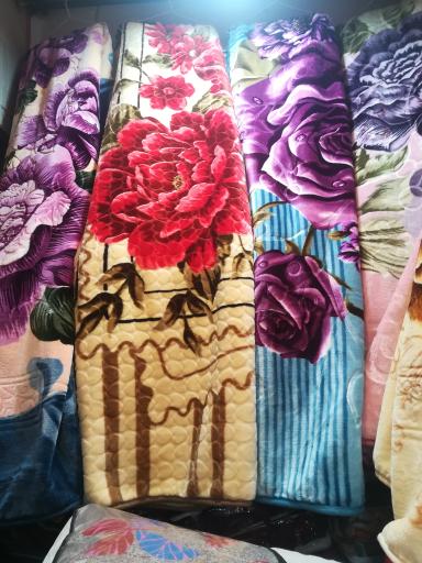 عکس پتو فروشی افشین